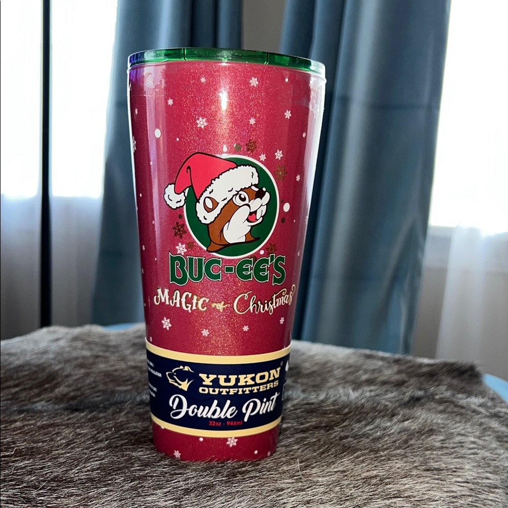 Buc-ee’s Red Tumbler with Santa and Snowflakes